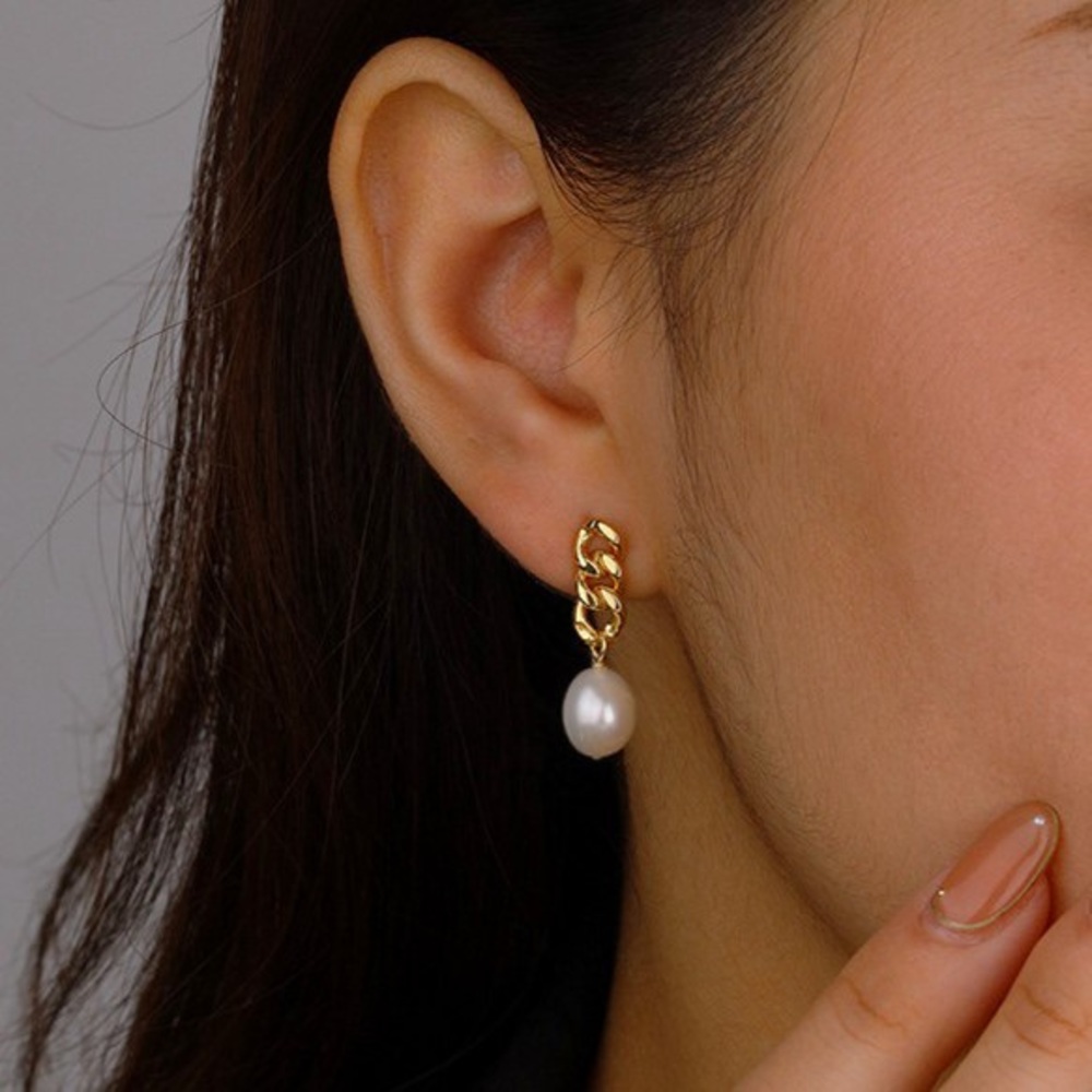 Freshwater Pearl Chain Drop Earrings